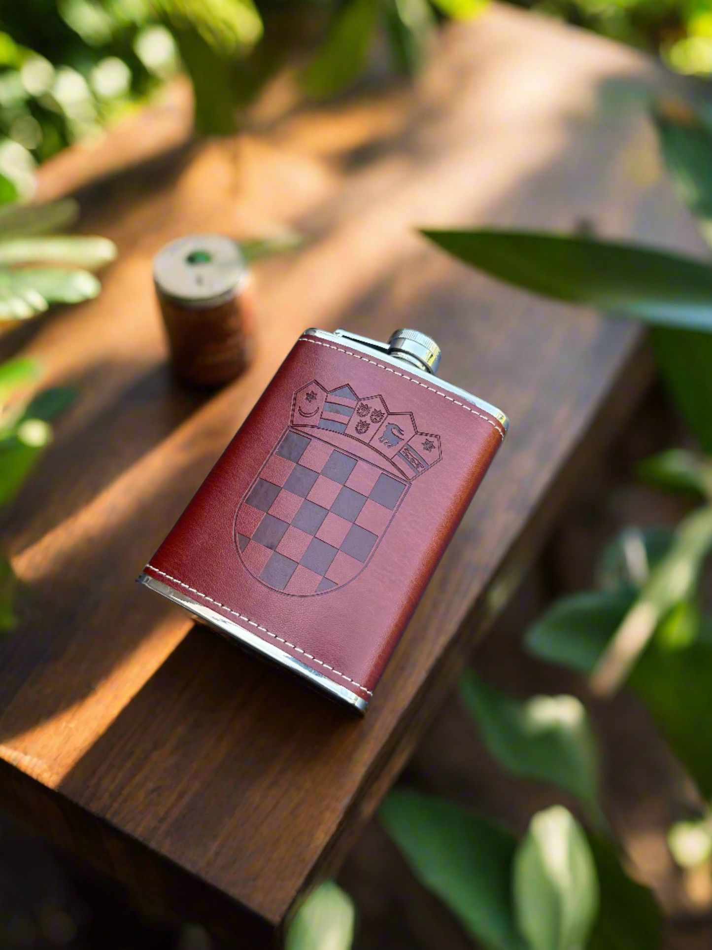 PLjoska sa Hr Grbom koža -240ml - neopisivo.hr