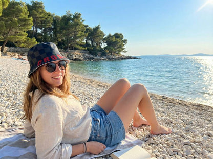 Kapa Croatia – Bucket hat karirani (Tamno sivi)