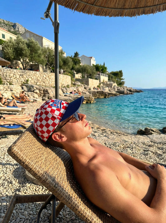 Croatia Šilterica – Šahovnica s Plavim Šiltom i Natpisom
